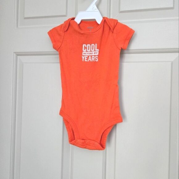 5/$10 Carters short sleeve onesie size 3 - Picture 1 of 3